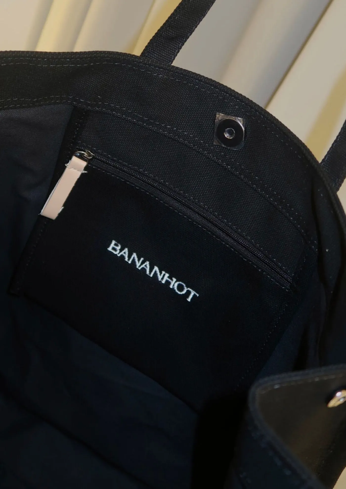 Black - Tote Bag*Bananhot Online